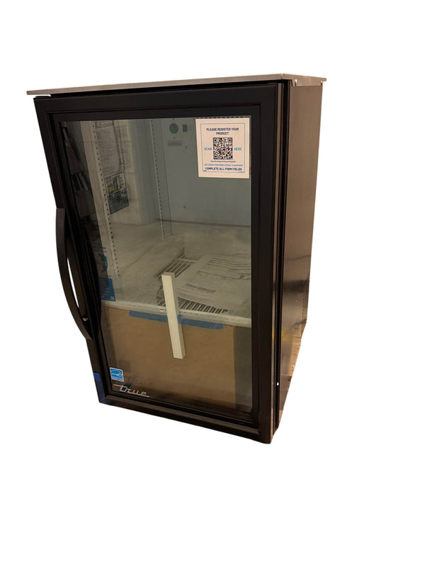 True GDM-06-34-HC-TSL01 - Countertop Refrigerated Merchandiser