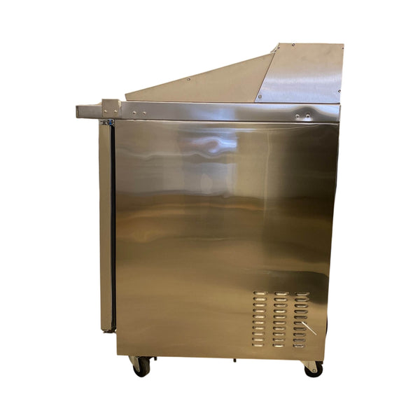 Arctic Air AMT28RZ Mega Top Prep Fridge - 29''