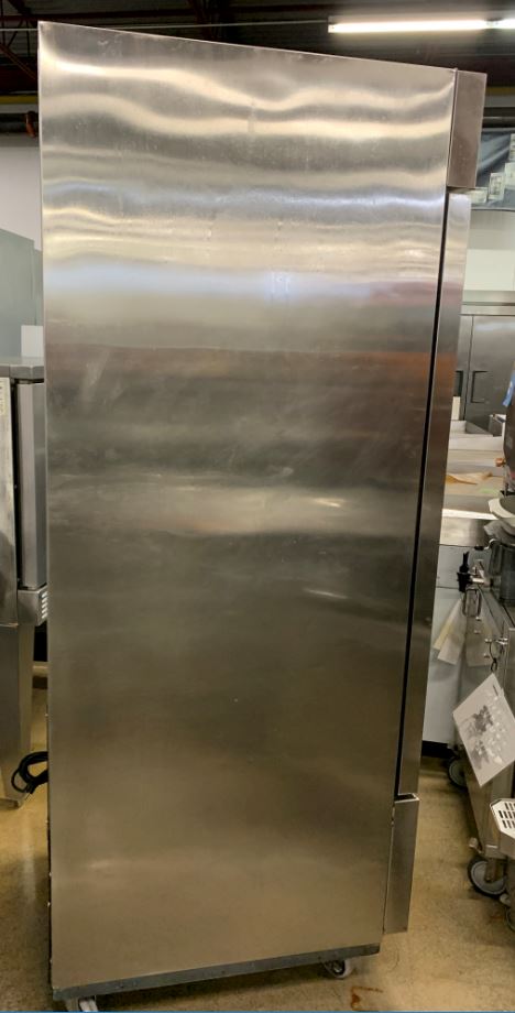 New Air NSF-050-H Reach in Freezer