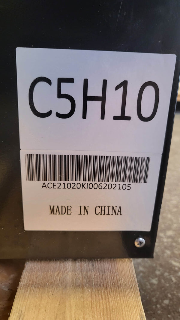 SLIM 250C Meat/Deli Display Cooler