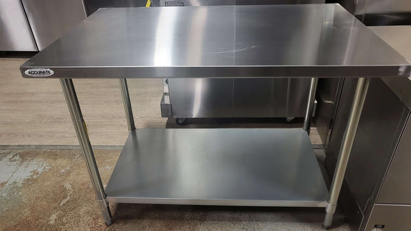Omcan -22073 - Stainless Steel Work Table with Undershelf - 48 x 30 x 34