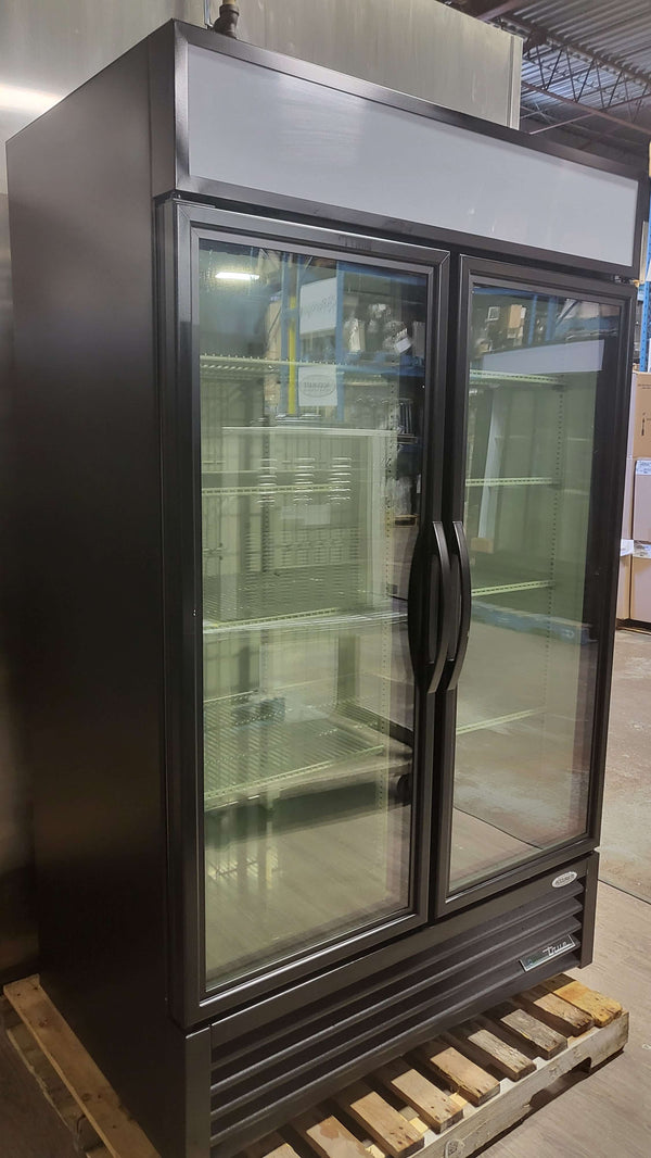 True GDM-43F-HC-TSL01 Freezer - Upright - 2 Glass Door - 47