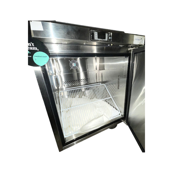 Cardinal - CSUR-27 - Fridge - Undercounter - 1 Solid Door - 27 Inch