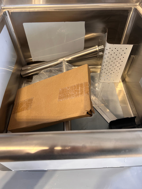 EFI SI824-1N 24? x 24? x 14? Corner Drain One Compartment Sink With No Drain Board