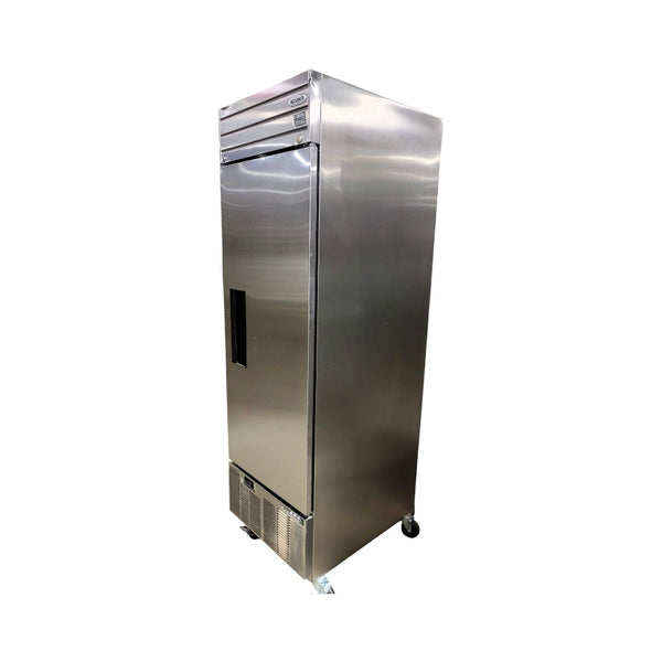 Habco SE24HCSA Upright Refrigerator - 1 Solid Door - 24 Inch