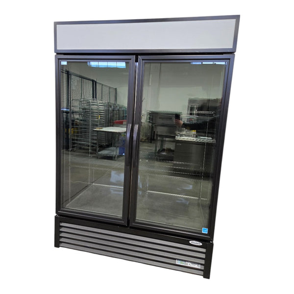 True GDM-49FC-HC-TSL01 Floral Merchandiser - 2 Glass Door