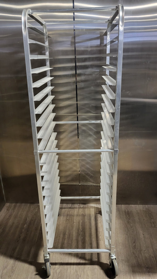 Omcan 13506 Aluminium 20 Bun / Sheet Pan Rack