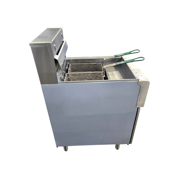 Omcan CE-CN-0040-240-1 Fryer - 40Lb capacity