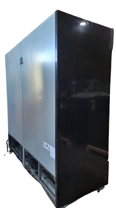 EFI C3-82GDVC Upright Merchandiser Cooler - 3 Glass Door - 82 Inch