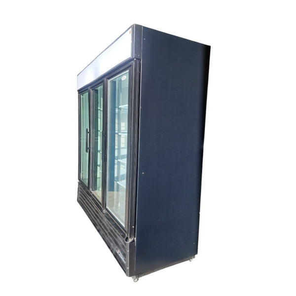 TRUE GDM-72 Refrigerator Merchandiser - 3 Glass Door - 78''
