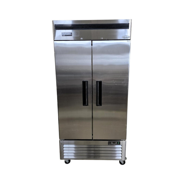 EFI - F2-39VC - Freezer - 2 Solid Doors - 39 Inch