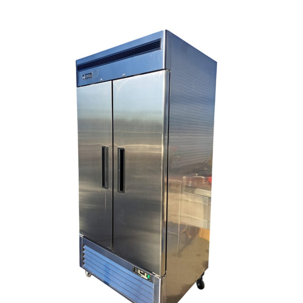 EFI F2-39VC Freezer - 2 Solid Door - 39 Inch