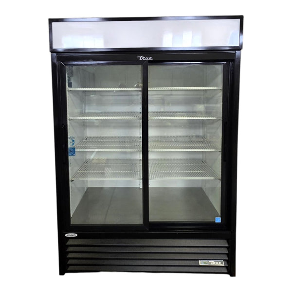 True GDM-47-HC-LD Sliding Door Refrigerator - 54 Inch