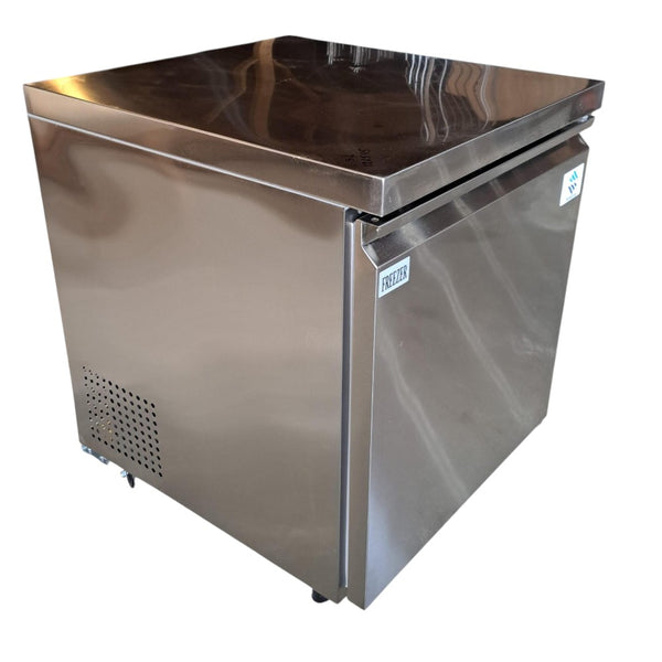 Sun Ming SML-UC27F Undercounter Freezer - 1 Solid Door - 27 Inch