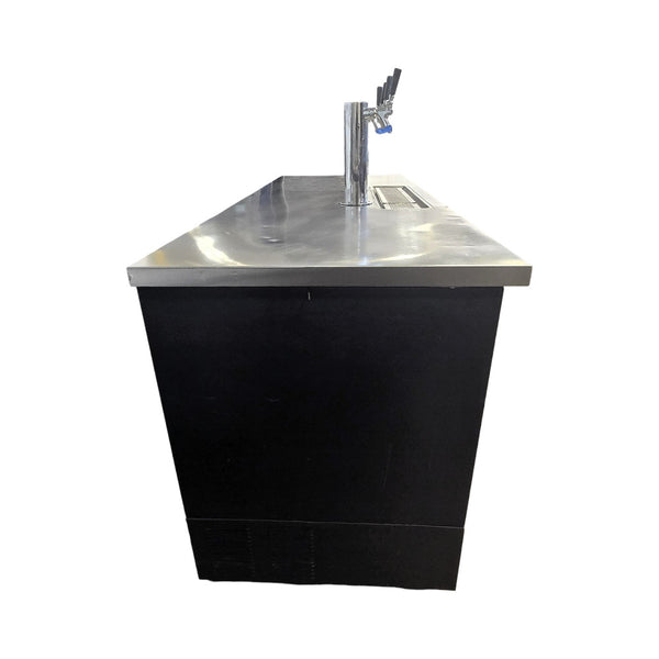 TRUE TDD-3 Keg Beer Dispensing Cooler - 2 Door - 69 Inch