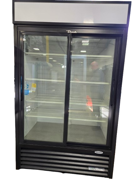 True GDM-41-HC-LD Sliding Door Refrigerator - 47 Inch