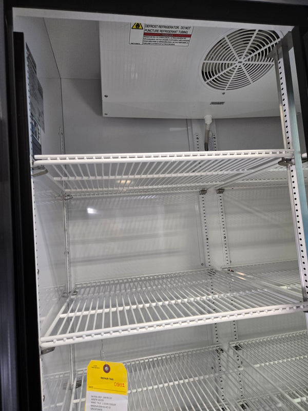 True GDM-41-HC-LD Sliding Door Refrigerator - 47 Inch