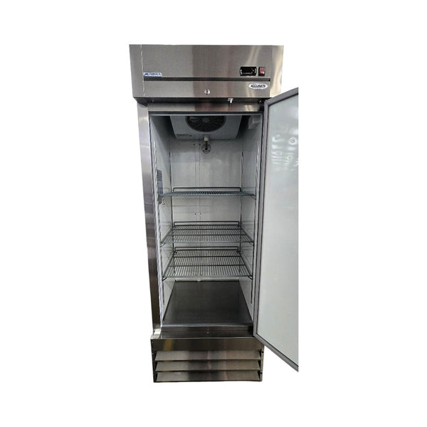 Omcan FR-CN-0737E-HC Upright Freezer