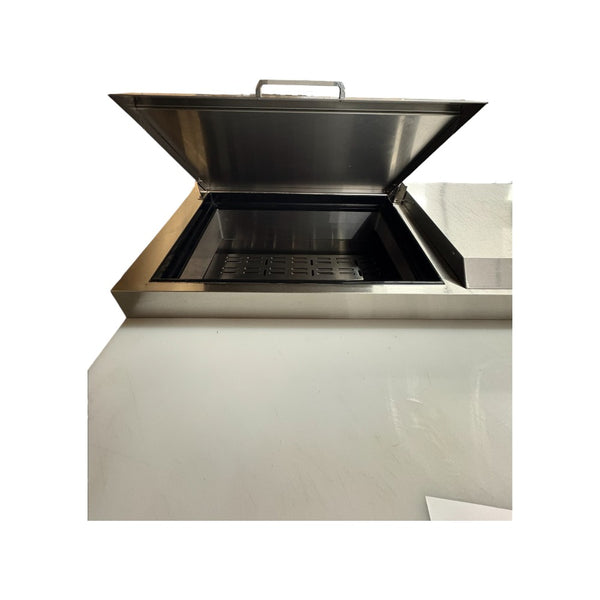 Atosa MPF8203GR Pizza Prep Table - 3 Door - 93 in