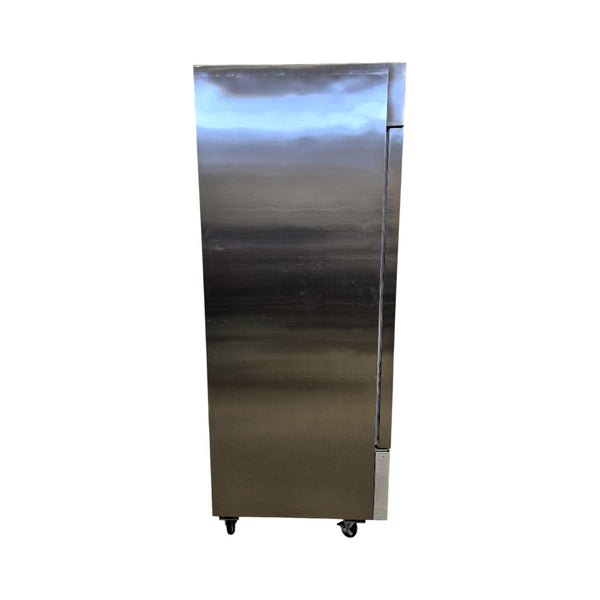 Omcan RE-CN-0021-HC Upright Refrigerator - 1 Solid Door - 29 Inch