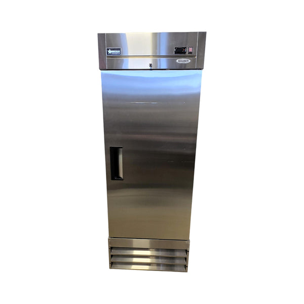 Omcan FR-CN-0737-HC Upright Freezer - 1 Solid Door - 29 Inch