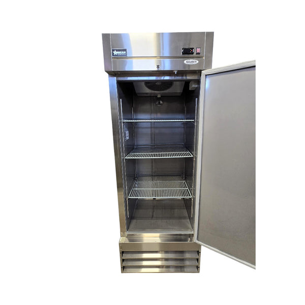 Omcan FR-CN-0737-HC Upright Freezer - 1 Solid Door - 29 Inch