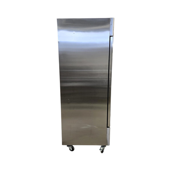 Atosa MBF8501GR Upright Freezer - 1 Solid Door - 27 Inch