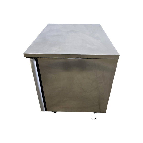 True TUC-36-HC Undercounter Refrigerator - 2 Solid Door - 36''