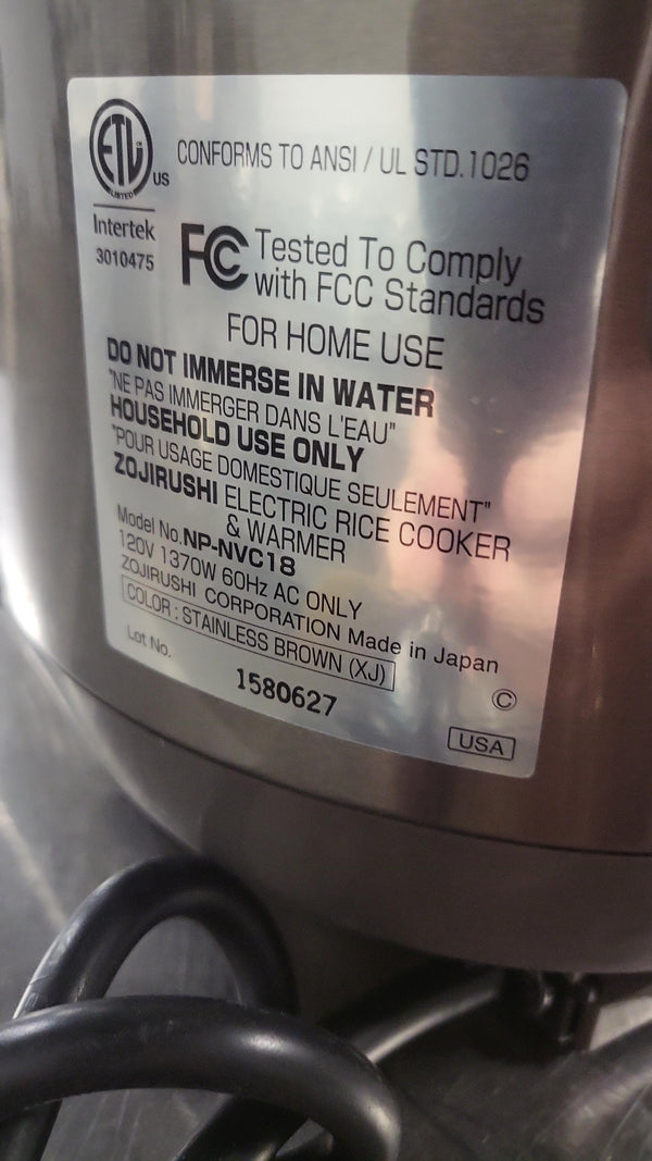 Zojirushi NP-NVC18 Rice Cooker (3)