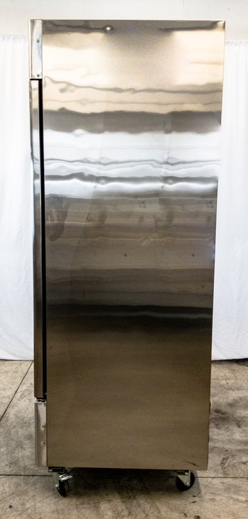 EFI C2-54VC Solid Door Refrigerator (4)