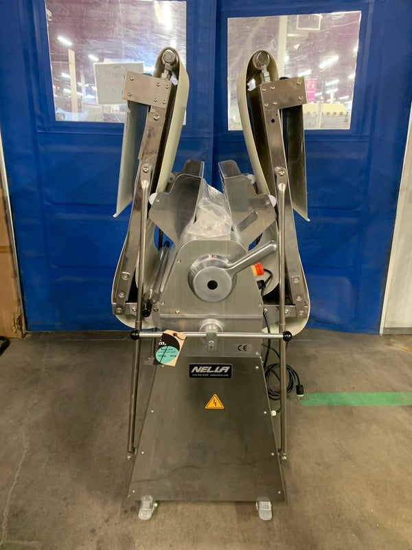 Omcan BE-CN-2083-FSS Dough Sheeter (2)
