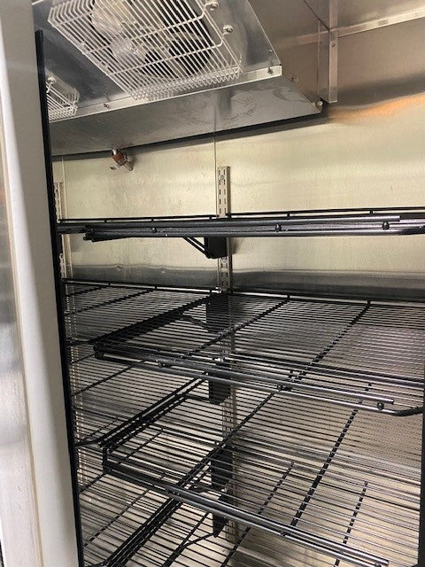 HM GF75LBM-SSMAC 3 Door Glass Display Freezer