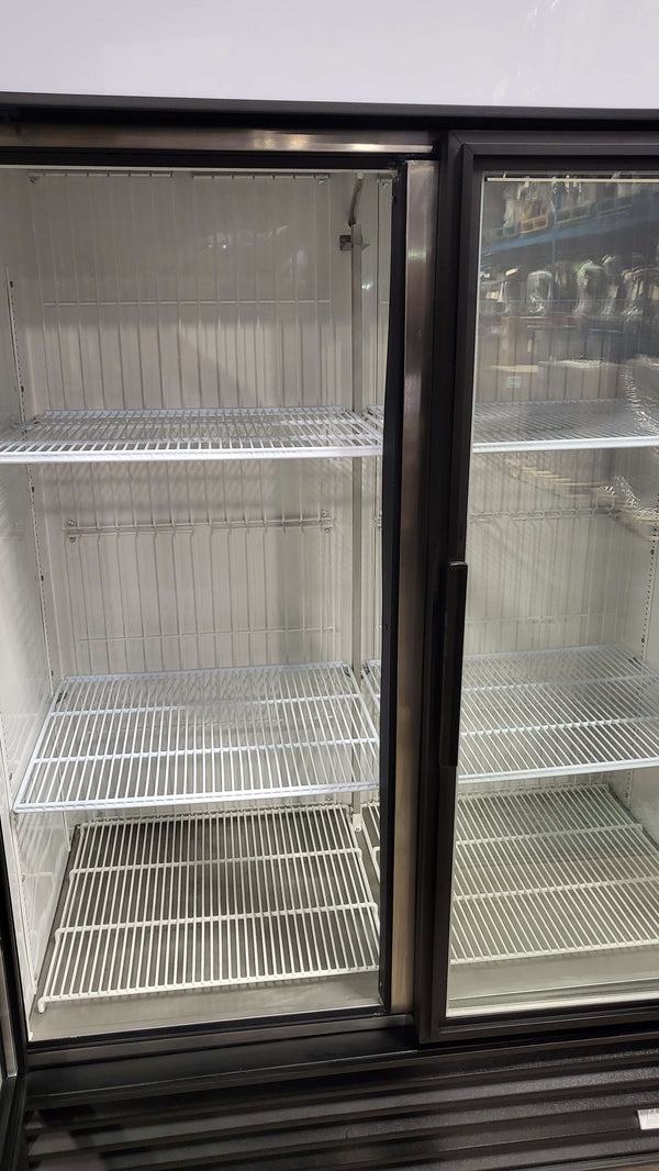 True GDM-49F-LD 2 Door Freezer
