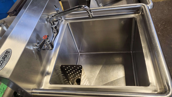S/S Sink w/ Legs Upgrade