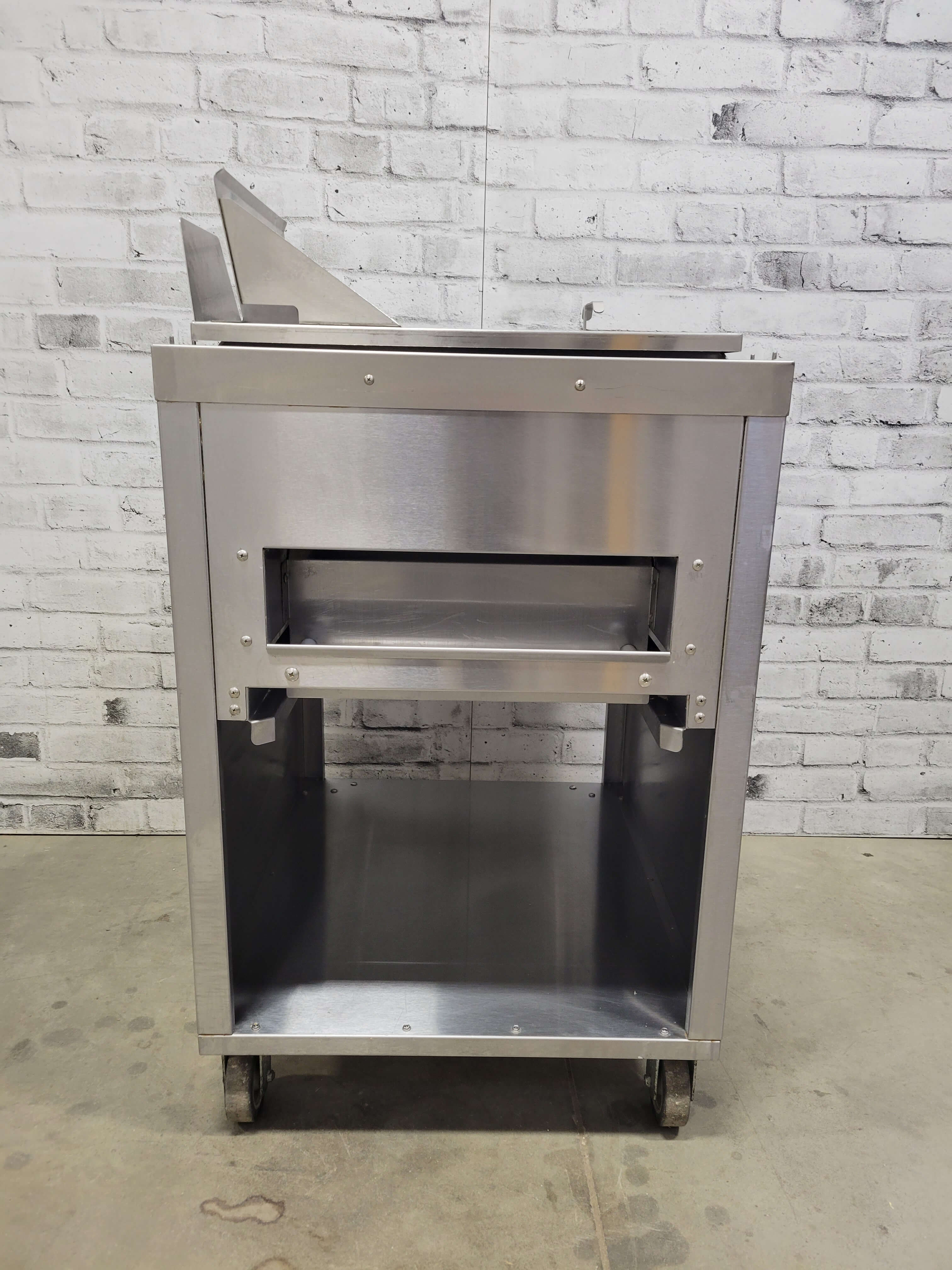 Giles BBT-O Breading & Batter Table