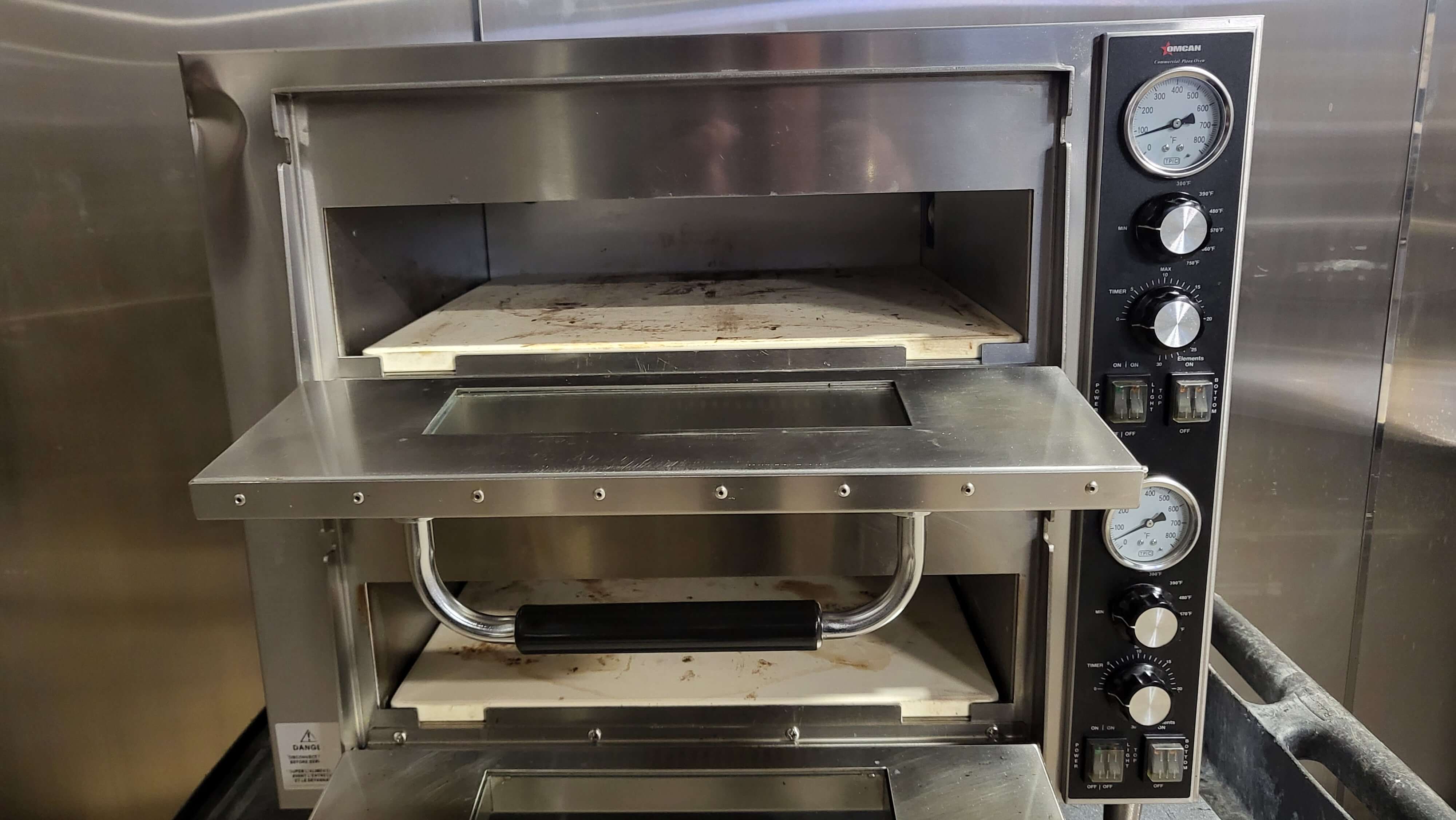 Omcan 39580 Double Pizza Oven