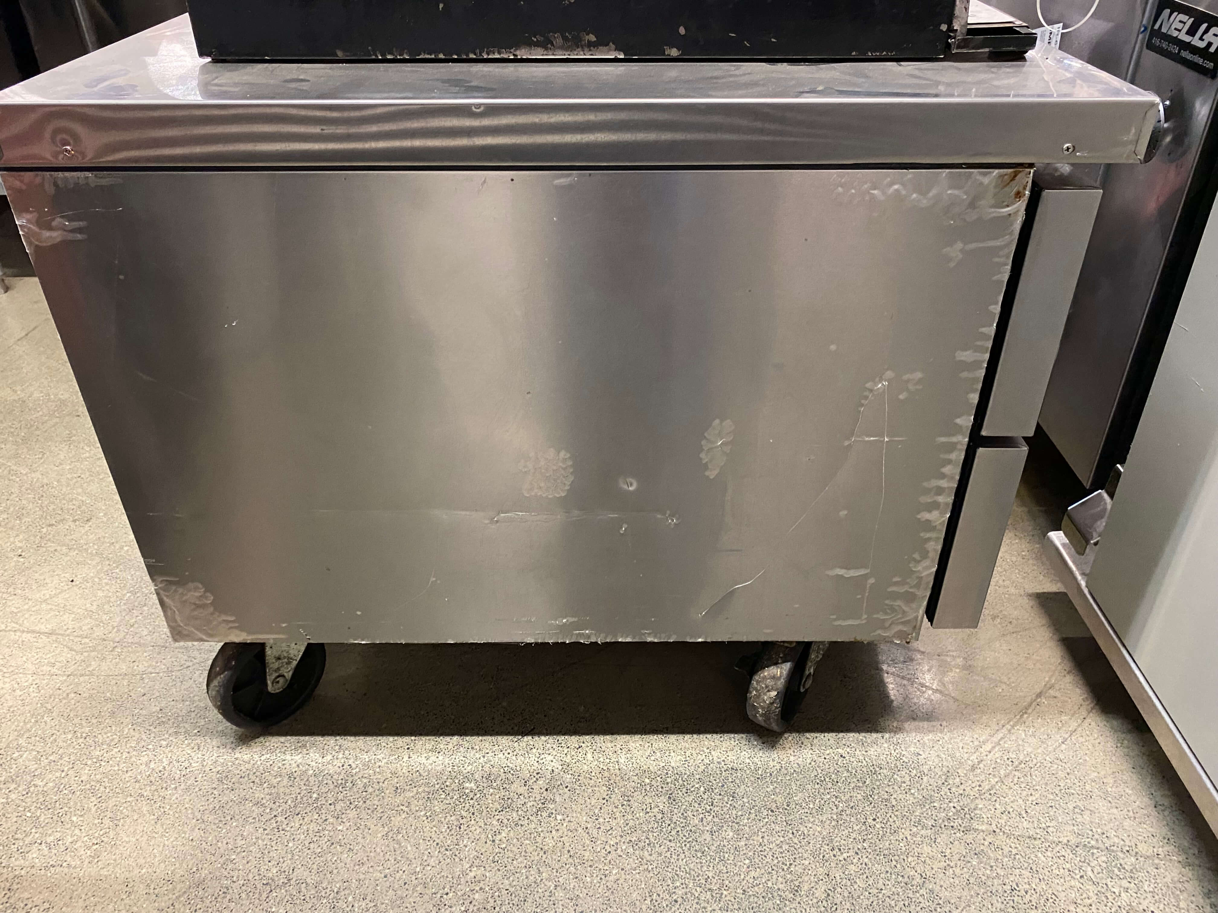 2 Drawer Refrigerated Chef Base. Feature