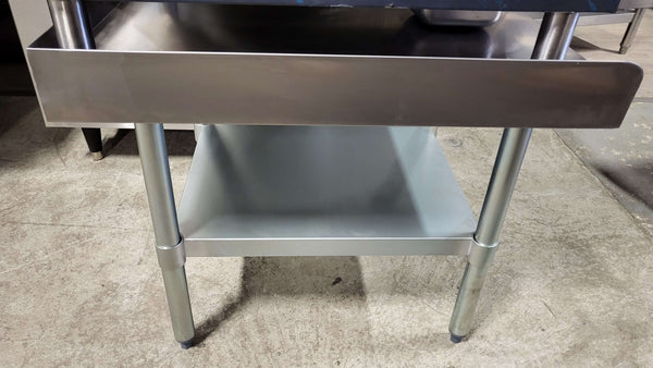 Nella - Equipment Stand
