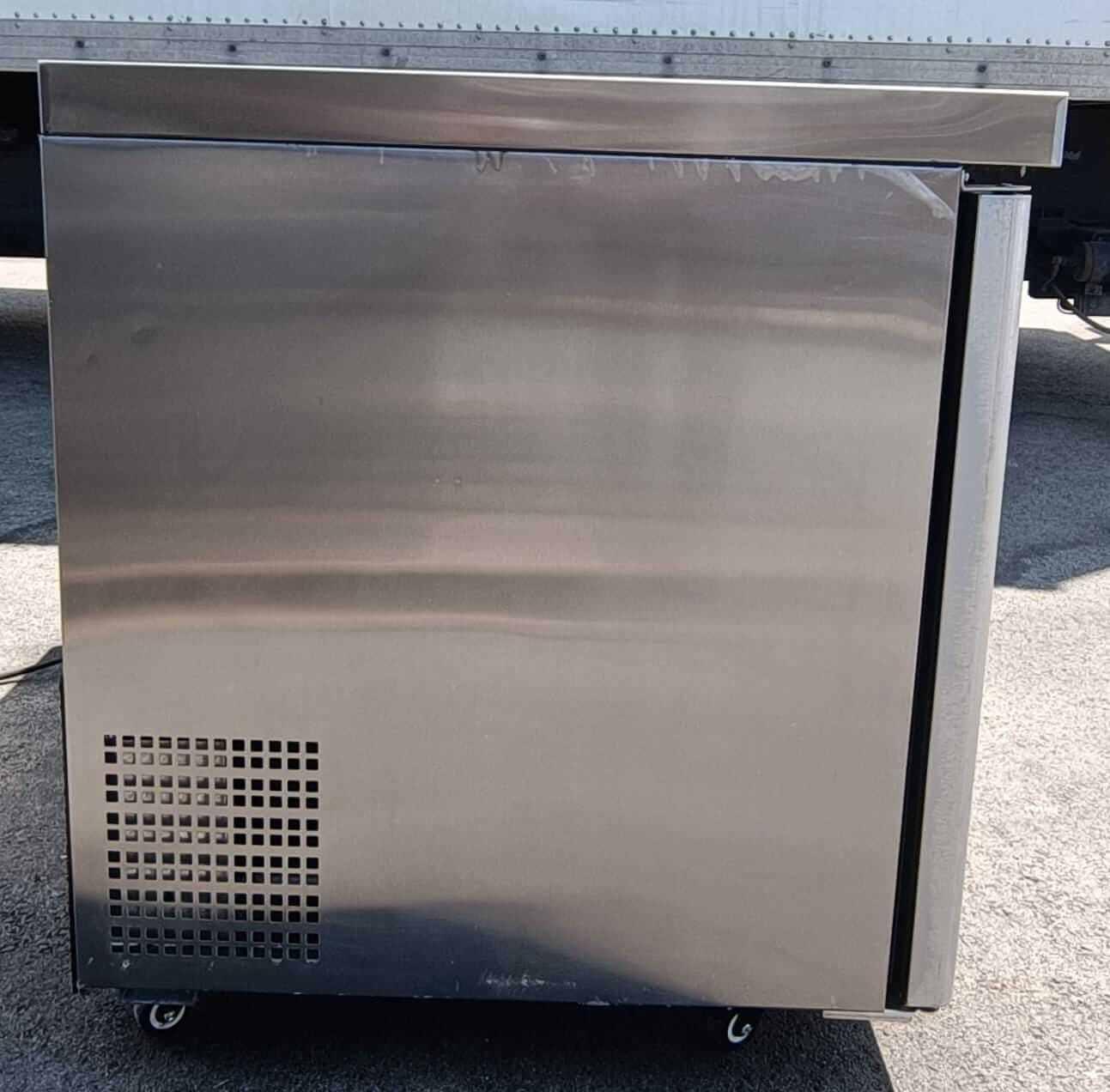 EFI CURDR2-48VC Undercounter cooler