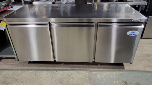 Danair UUC72R-E-HC Refrigerator