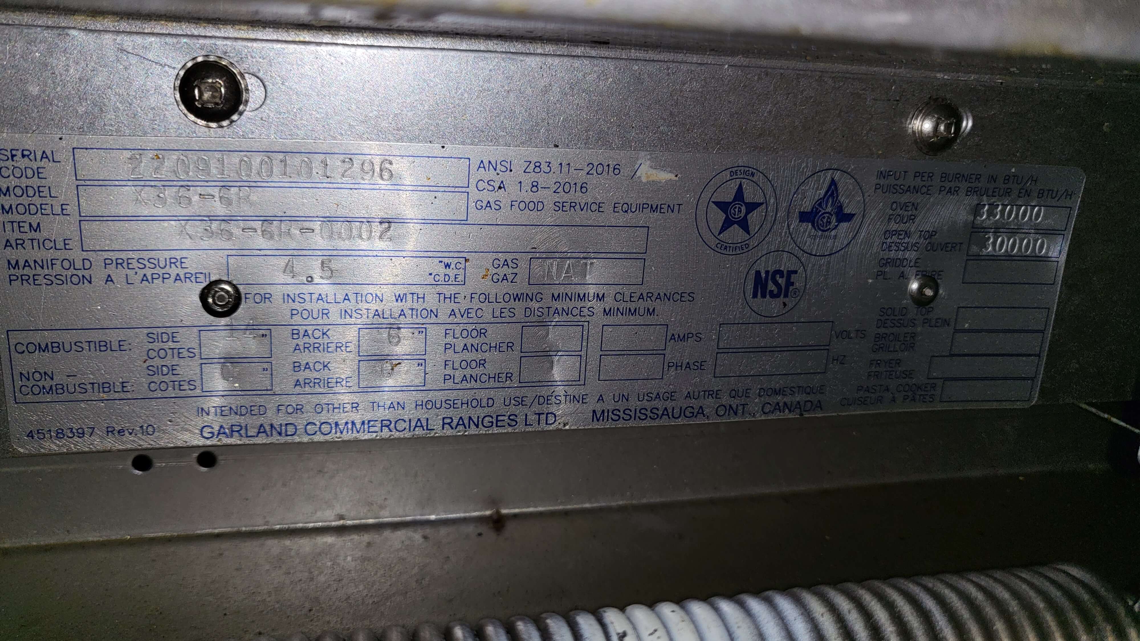 Garland SunFire Series X36-6R Natural Gas 6 Burner 36 in Gas Range with Standard Oven