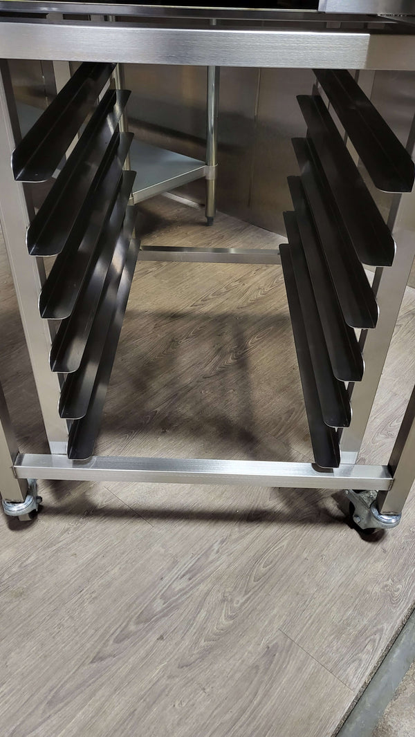 Blue Seal SK32 Equipment Stand
