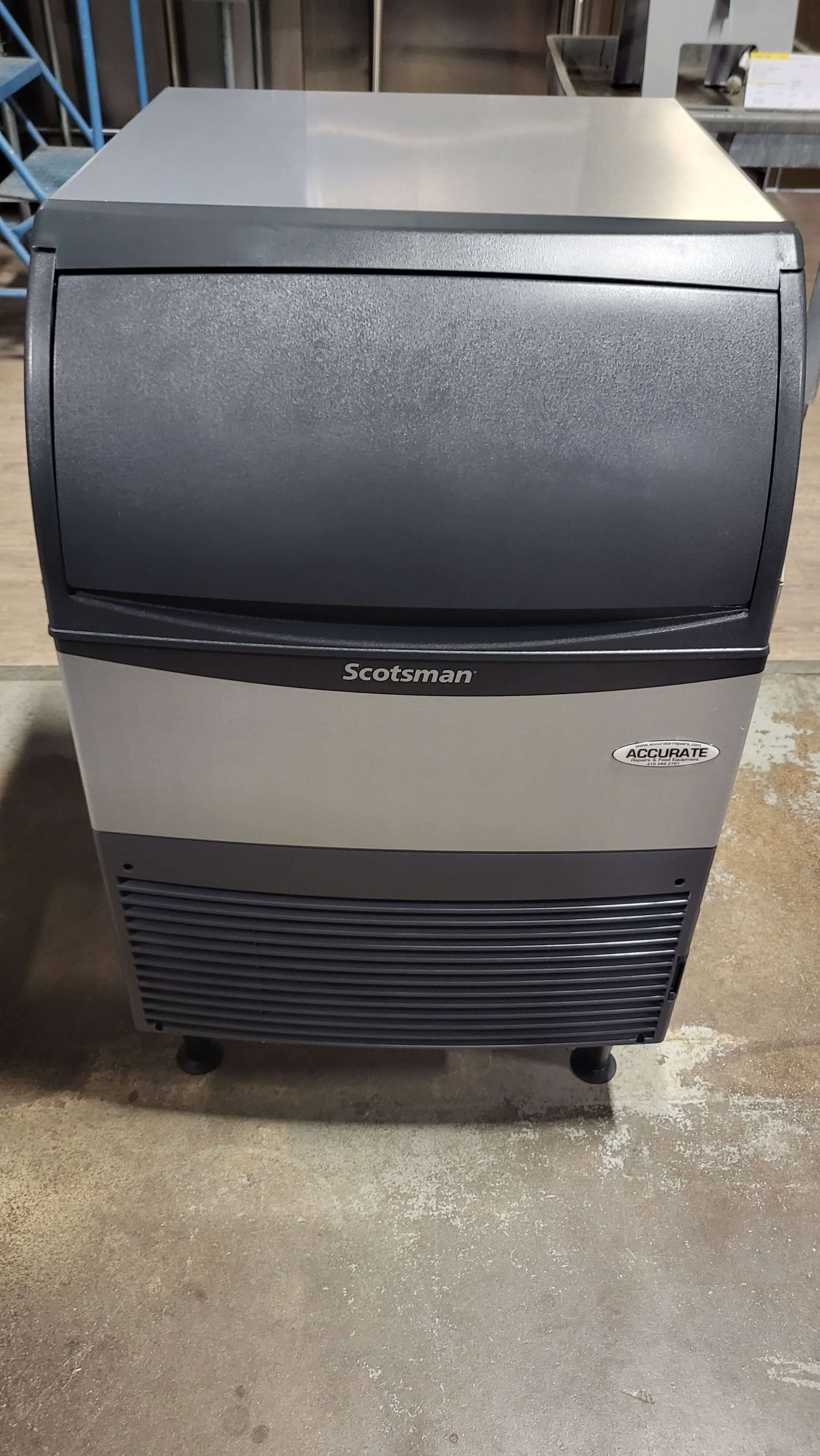 Scotsman UC2724MA-1 Ice Machine
