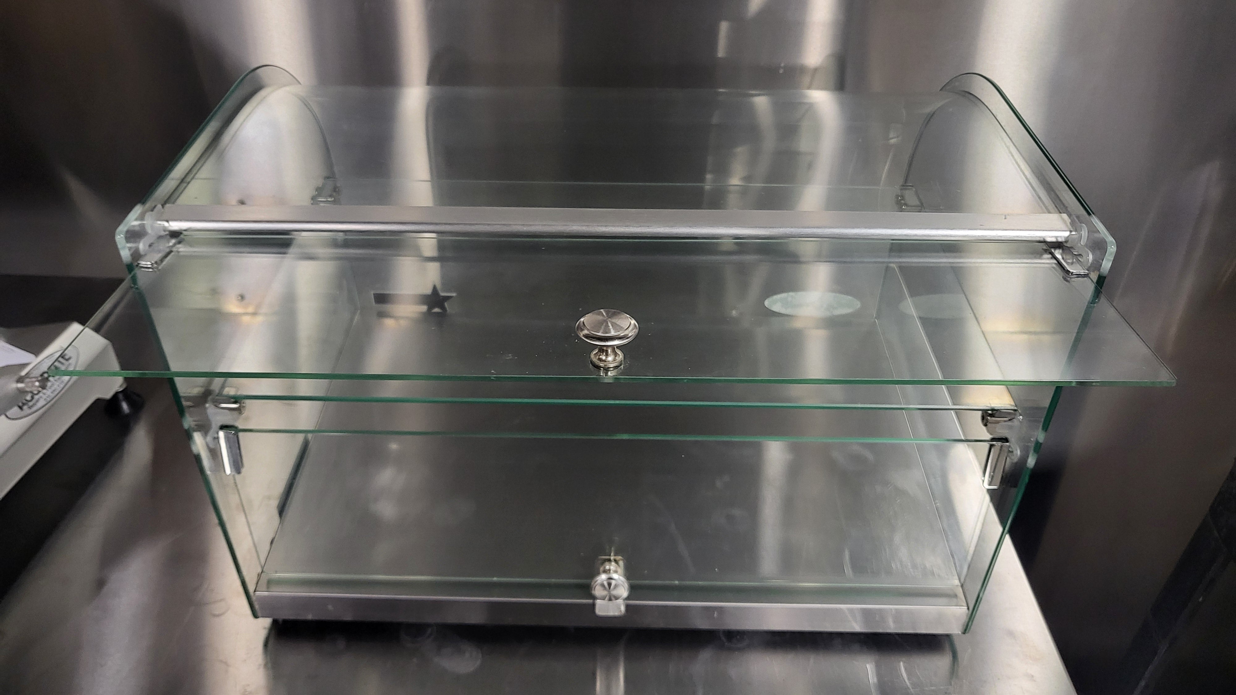 Omcan  44372 Dry Display Case Countertop Curved