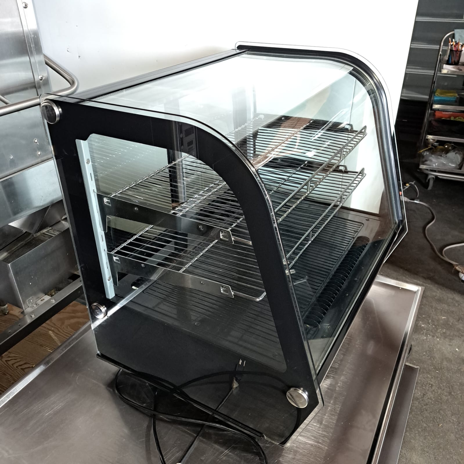 Omcan RS-CN-0120 Refrigerated Deli Case