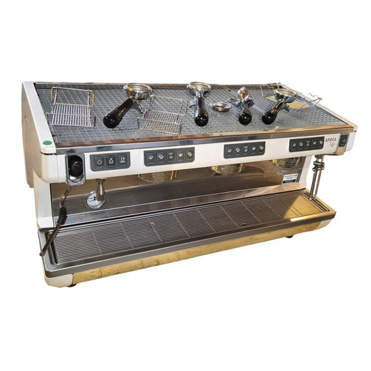 Nuova Simonelli Appia Life Coffee Machine 3 Group
