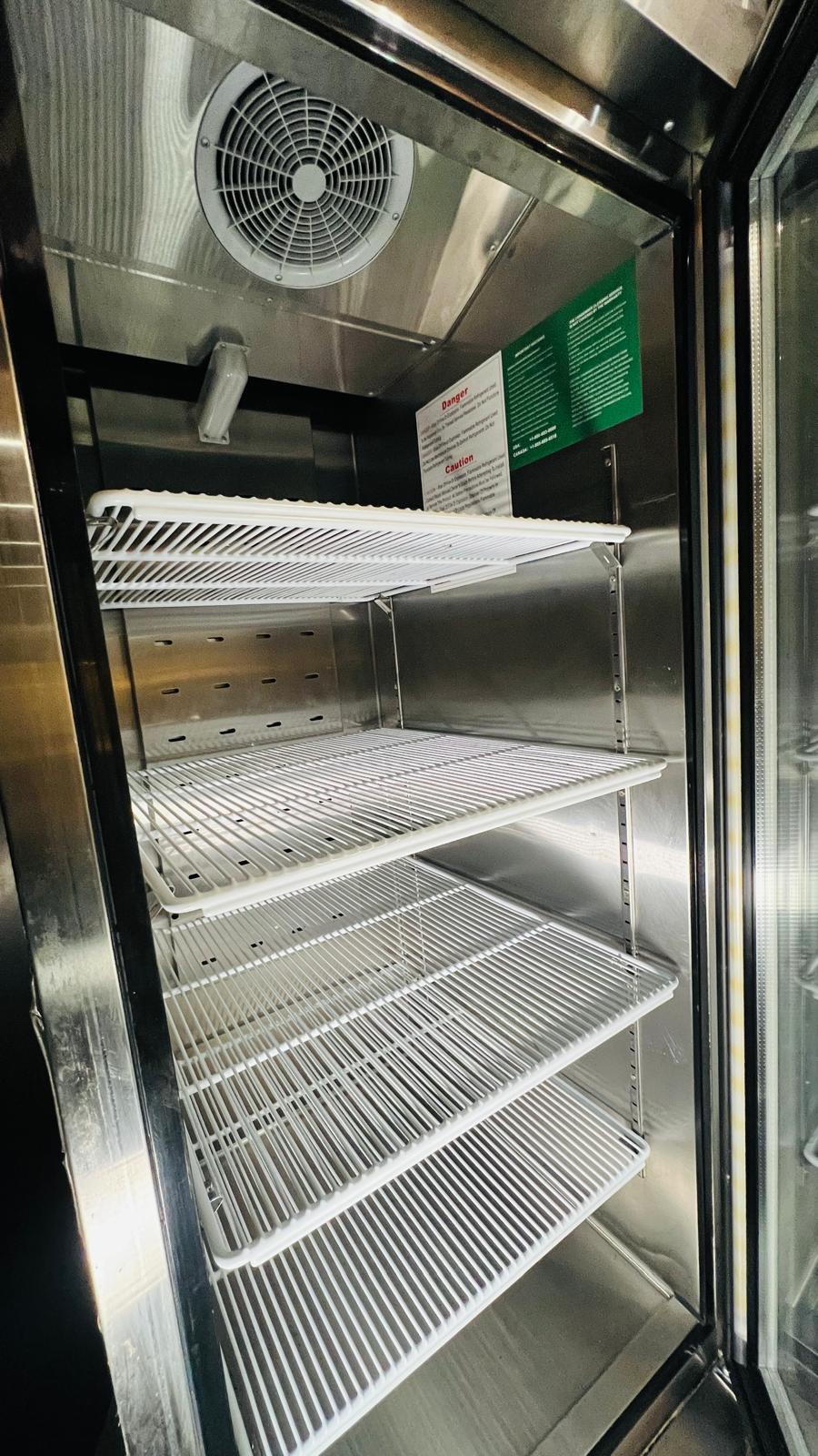 Atosa MCF8705GR Upgright Glass Door Refrigerator