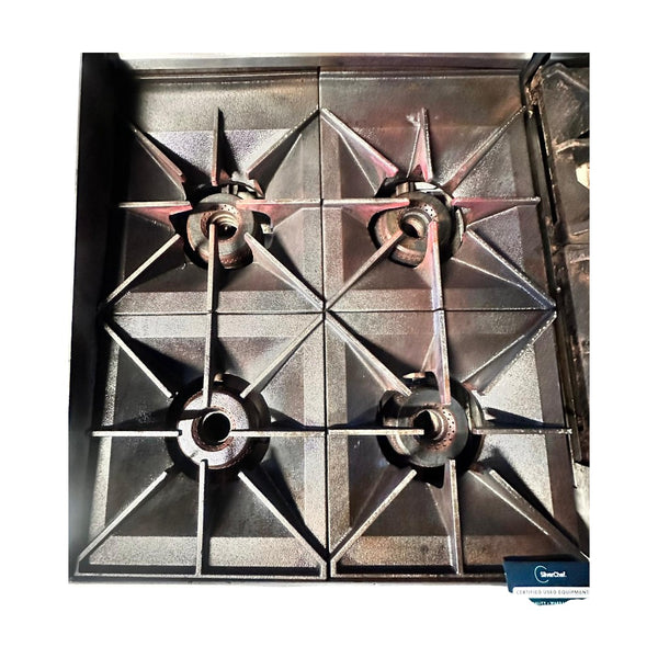 Vulcan 48S-24G4BN 4 Burner Range with Manual Griddle and Standard Oven - Natural Gas