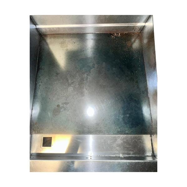 Vulcan 48S-24G4BN 4 Burner Range with Manual Griddle and Standard Oven - Natural Gas