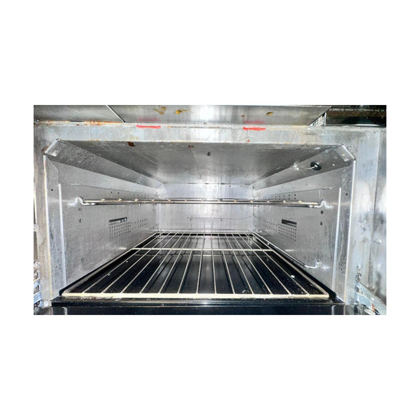 Vulcan 48S-24G4BN 4 Burner Range with Manual Griddle and Standard Oven - Natural Gas